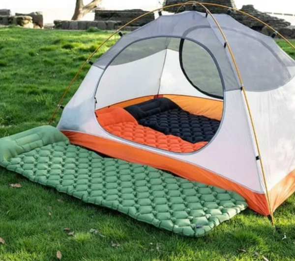 Туристический сверхлегкий матрас со встроенным насосом SLEEPING PAD и воздушной подушкой